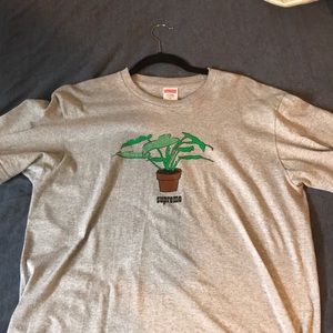 Supreme Plant Tee size M. Worn once.